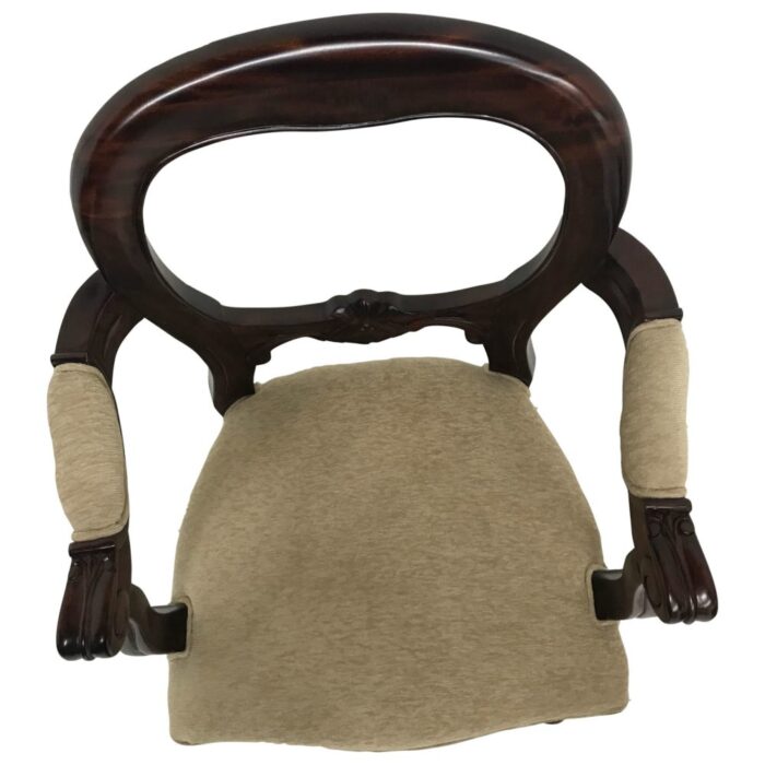 BUA0945A-Chair-Carver-Dutch-Atura-BRn-60x56x92cm-Detail02-Sotran-scaled-e1598261627156.jpg