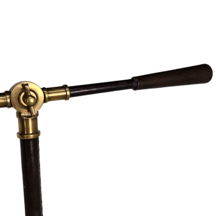 Brass-and-leather-table-lamp-back_125751.jpg