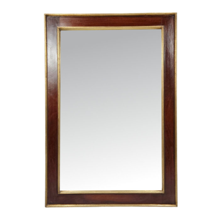 Brasss-Detail-Wall-Mirror.jpg