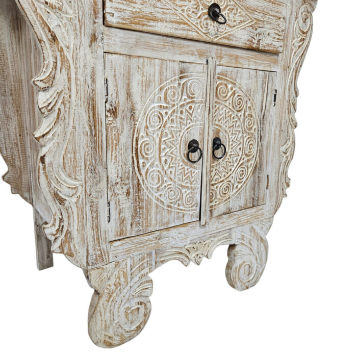 Carved-Bedside-Pedestal-BEB8262-Bottom.jpg Carved-Bedside-Pedestal-BEB8262-Bottom.jpg