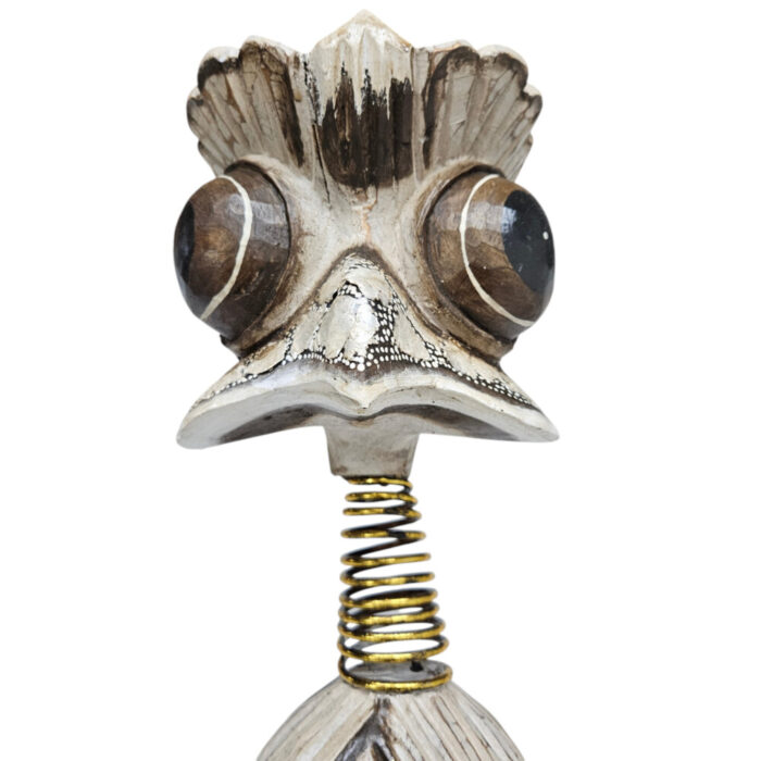 Emo-80cm-Spiral-Bird-Close-Up-Head.jpg