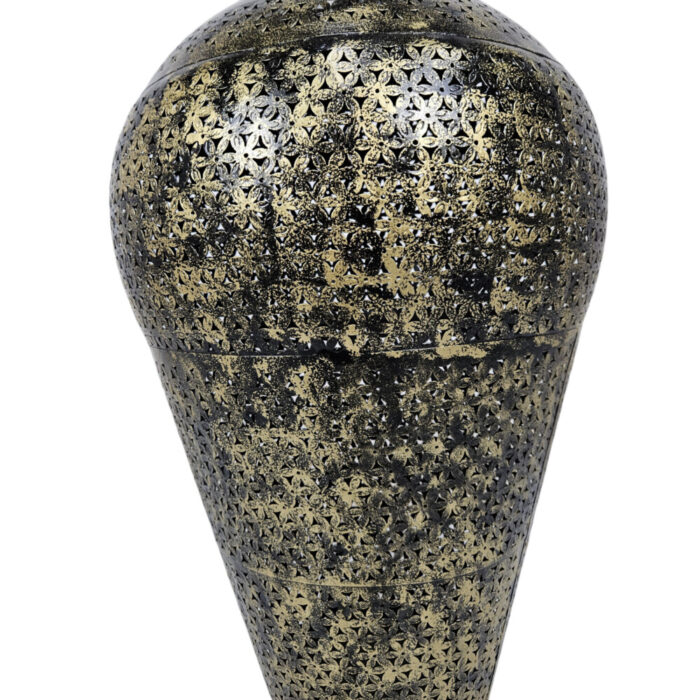 Iron-Floor-Standing-Lantern-Pot-Close-Up-FrontFront.jpg