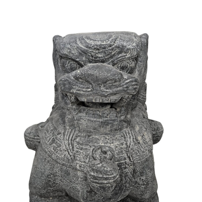 Large-Temple-Lion-Pair-Statues-Close-Face.jpg