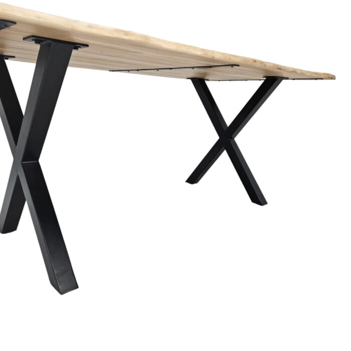 Modern-Wooden-and-Steel-Dining-Table-Close.jpg Modern-Wooden-and-Steel-Dining-Table-Close.jpg