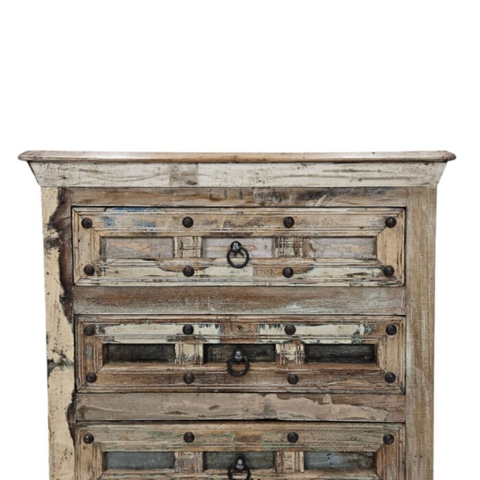 Nautical-Chest-Of-Drwaers-Close.jpg
