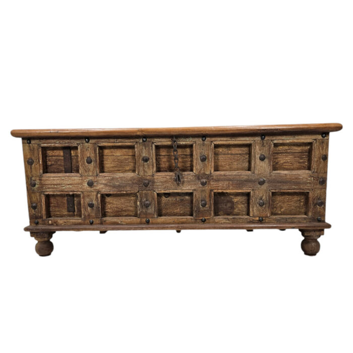 Old-Door-Trunk-With-Storage-Front.jpg