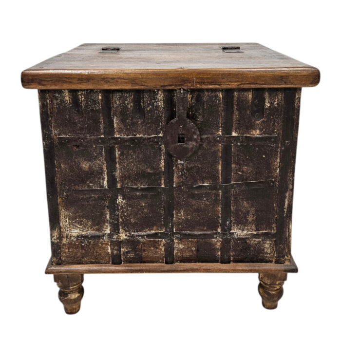 Pitara-Aged-Trunk-Top.jpg
