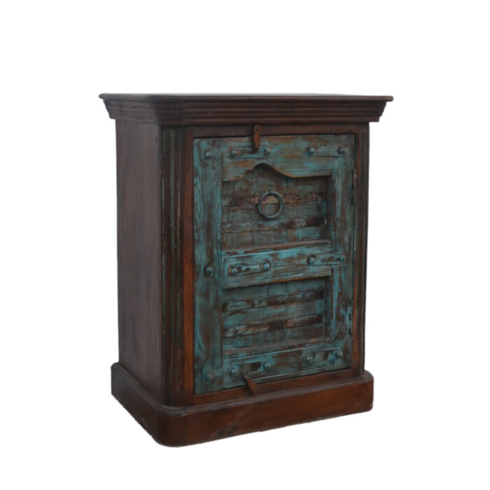 Raaz-Chunky-Bedside-Pedesta-Side.jpg