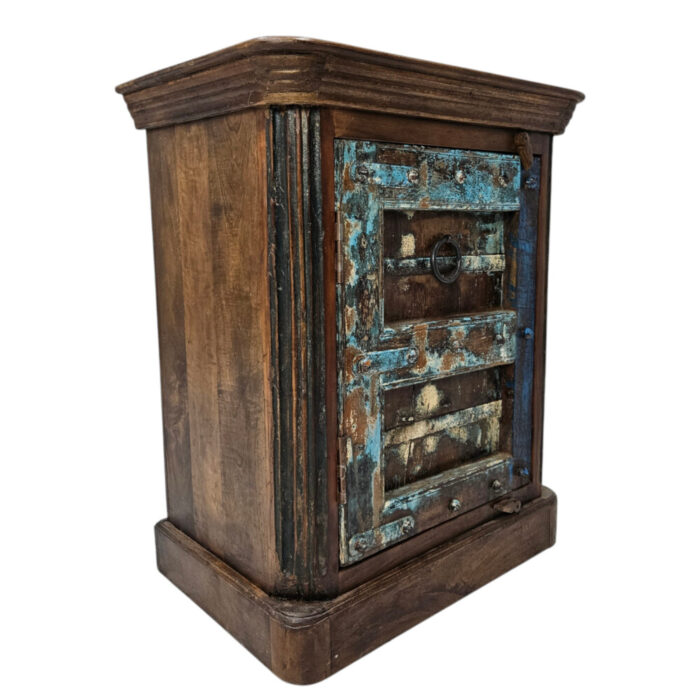 Raaz-Chunky-Bedside-Pedestal-Side.jpg