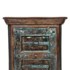 Raaz-P3-Chunky-Bedside-Pedestal-Close.jpg