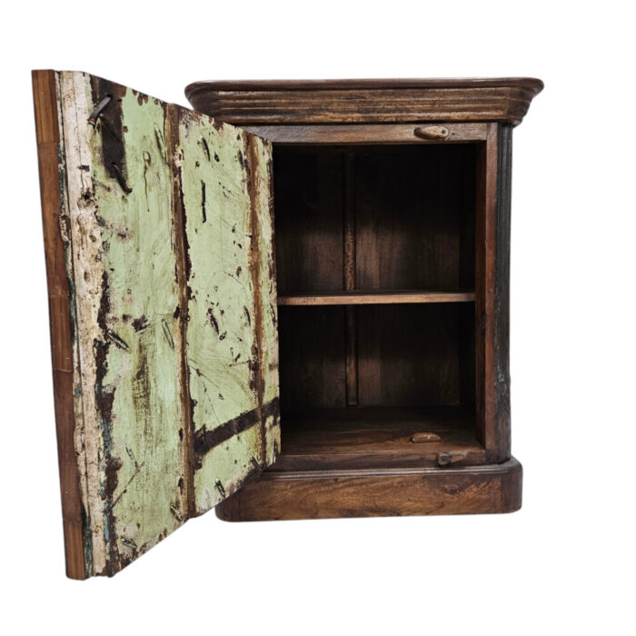Raaz-P3-Chunky-Bedside-Pedestal-Open.jpg