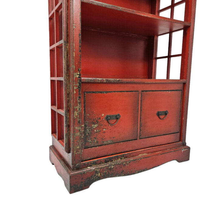 Red-UK-PhoneBooth-Bottpm-Close-Up.jpg