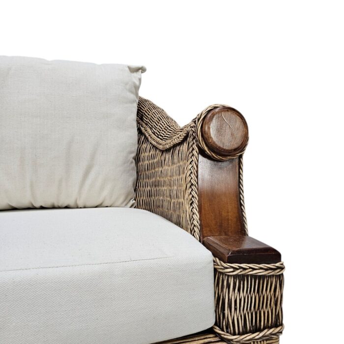 Cedro-2-Div-Rattan-And-Teak-Sofa-Close-Up