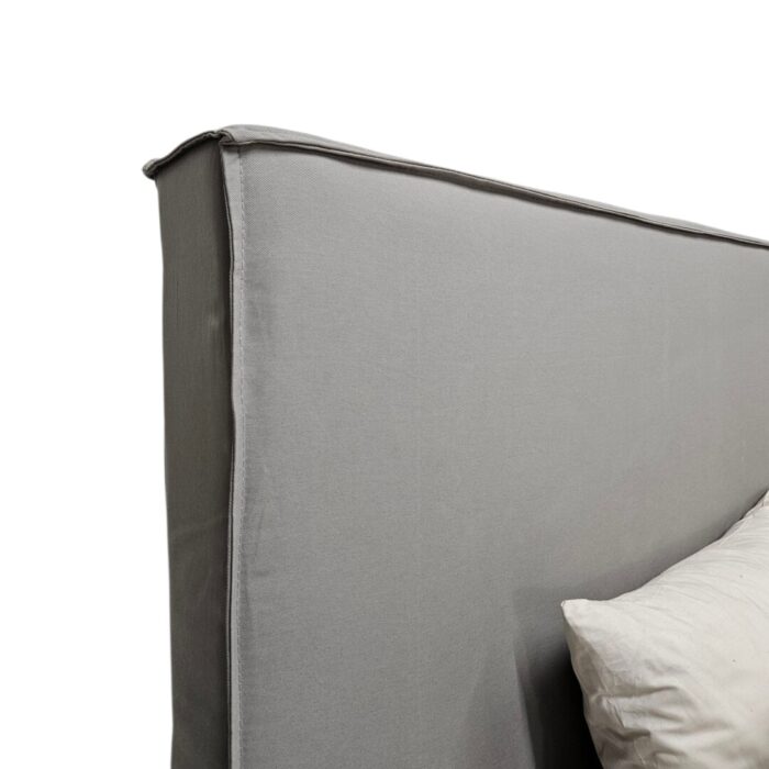 Lila Open Seam Bed