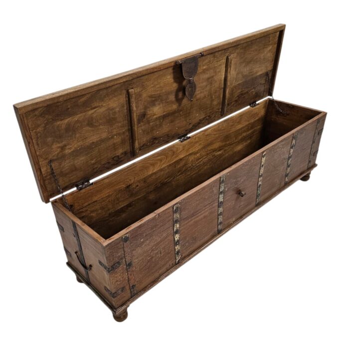 Old Trunk Coffee Table