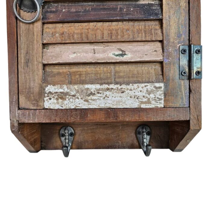 Wooden Key Cabinet Wall Hanging_2