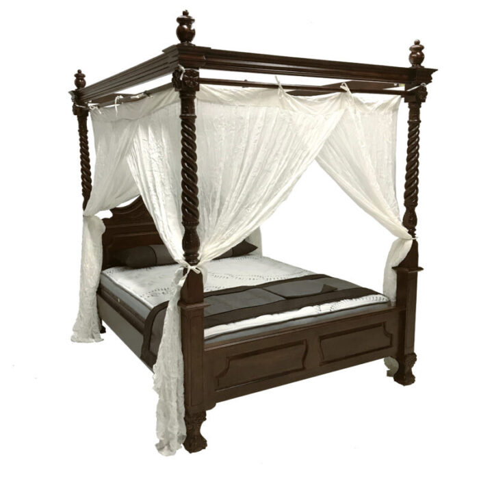 chippendale-four-poster-bed-net-sotran-e1550485385852