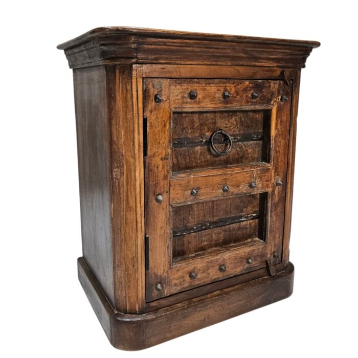 Raaz Bedside Pedestal Chunky KMF22072GL Side