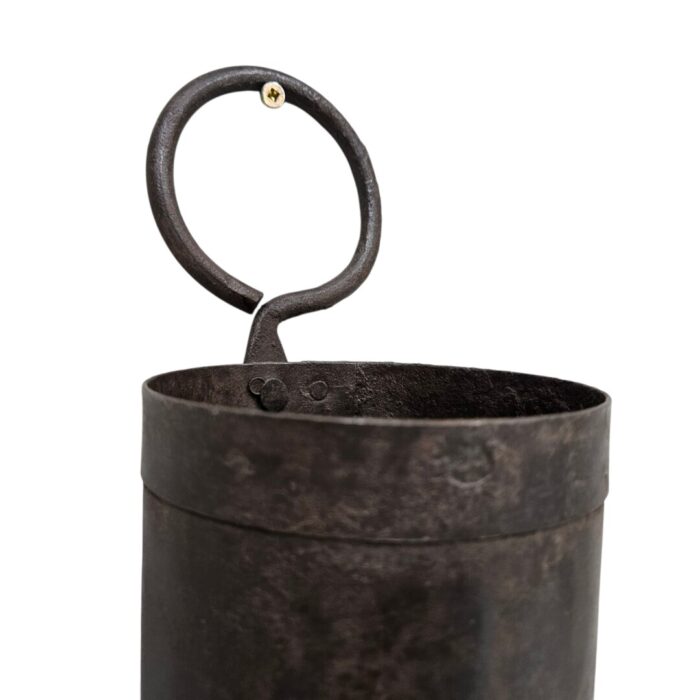 Bucket Wall Planter KMH8018 Close