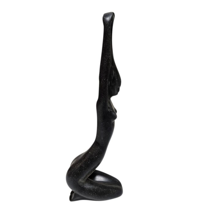 Women Abstrak Sitting Front STW3000A Full Side