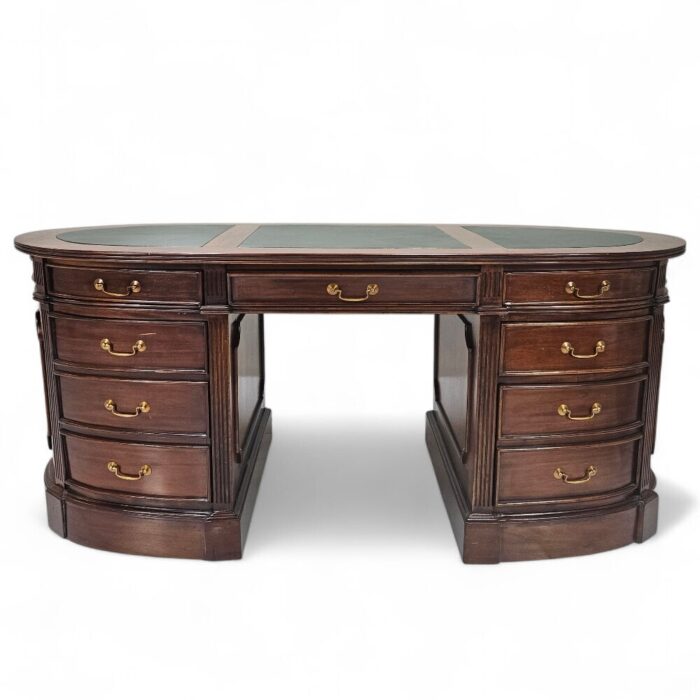 Mahogany Desk Oval BUA0226B
