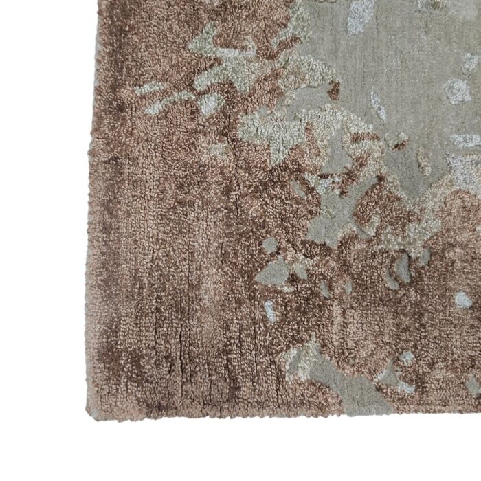 Willa Wool And Bamboo Silk Carpet KMH20010 Close
