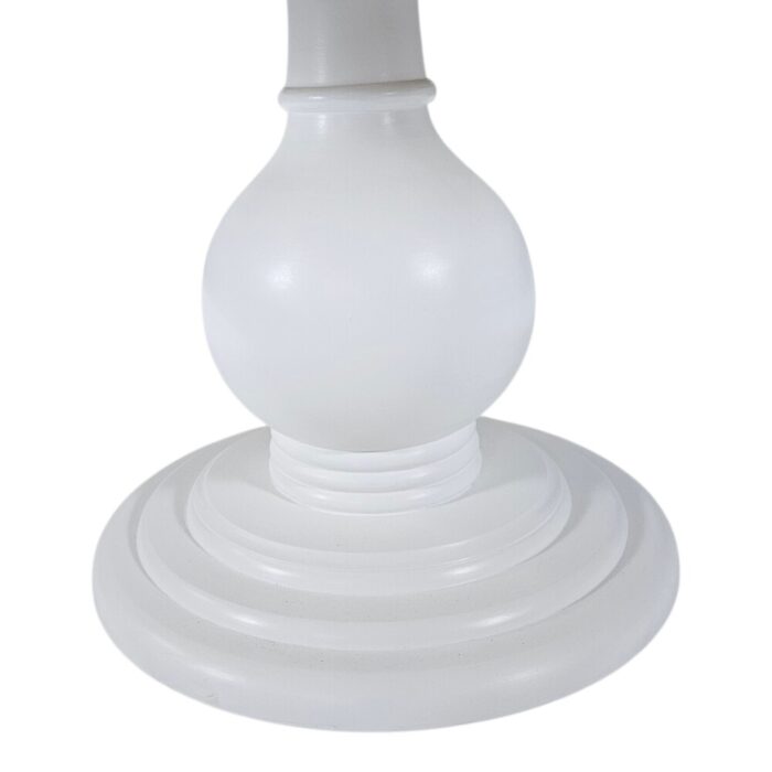 Assia Dining Table Close Bottom