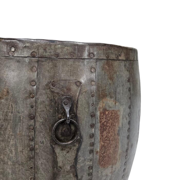 Drum Iron Side Table KMF25039 Close Up