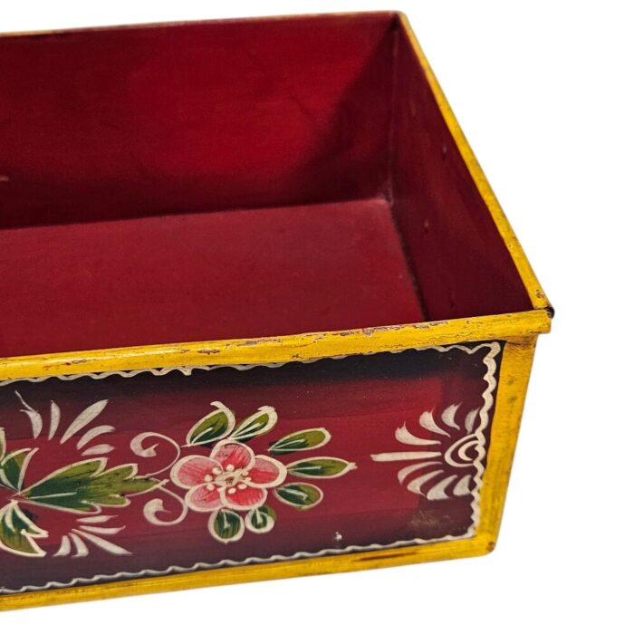 Lalu Metal Storage Tray KMH9075 Close Lalu Metal Storage Tray KMH9075 Close