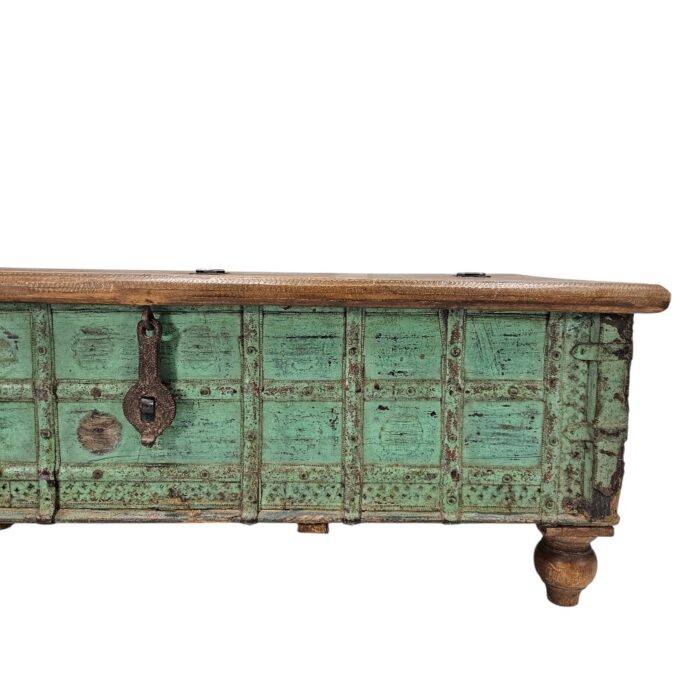 Pitara Coffee Table Trunk KMF25273B Close Pitara Coffee Table Trunk KMF25273B Close