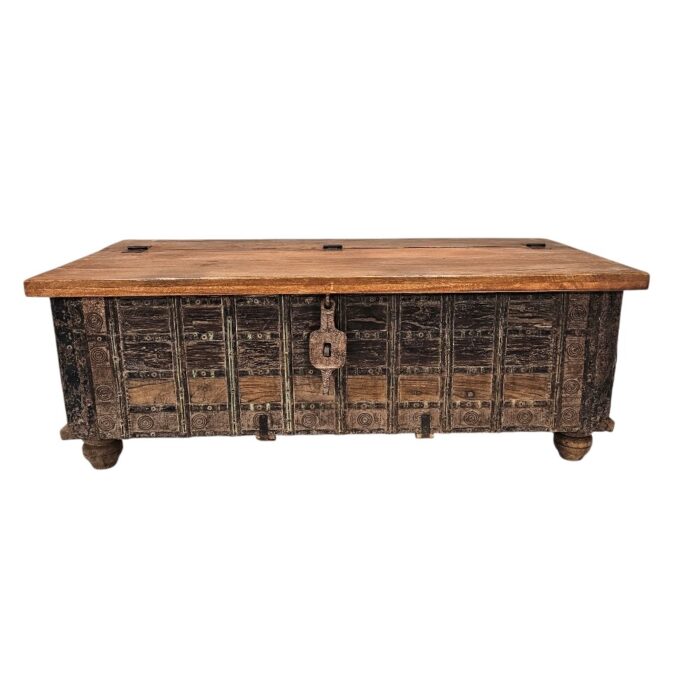 Trunk Coffee Table KMF25274D Top Trunk Coffee Table KMF25274D Top