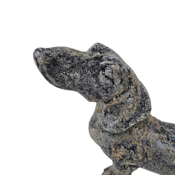 Oscar Pottery Dog LJP3300B Front Cllose