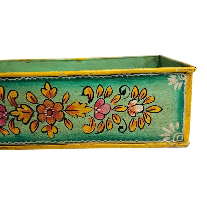 Painted Metal Storage Tray KMH9075B CLOSE Painted Metal Storage Tray KMH9075B CLOSE
