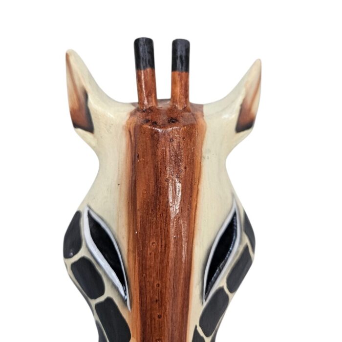 Giraffe Wooden Mask Wall Hanging GAL0800C 18cm Close Up Giraffe Wooden Mask Wall Hanging GAL0800C 18cm Close Up