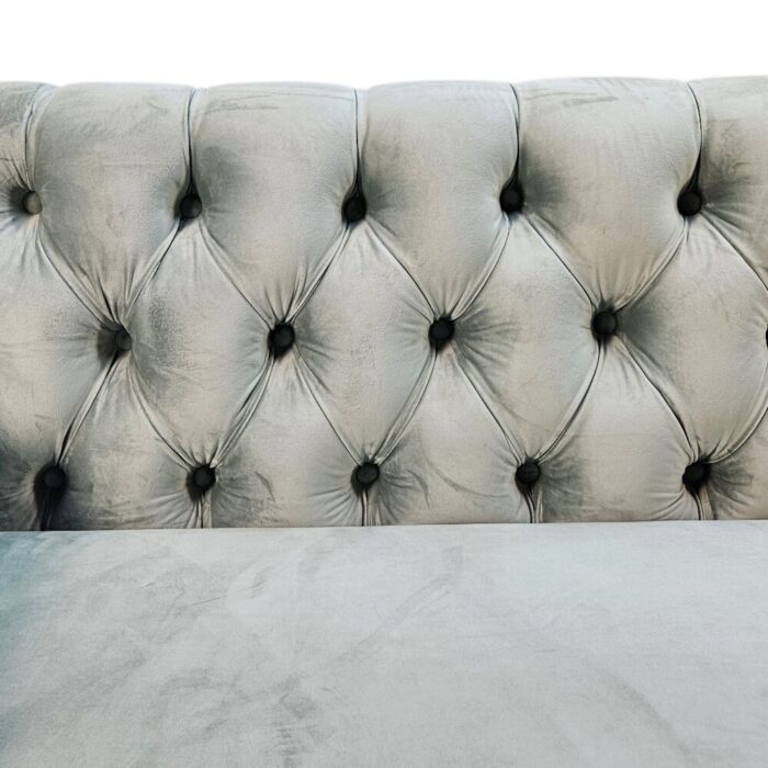 Aldrich Button Back Couch JET9405B5 Close Up