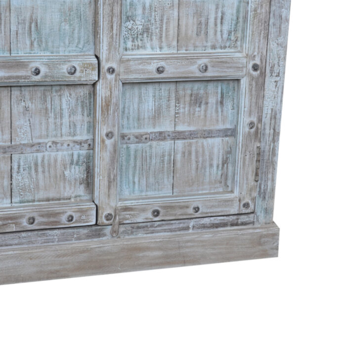 White Washed Cupboard KMF18346 bottom