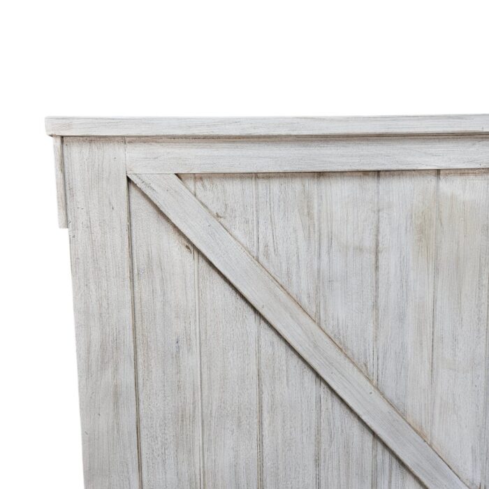 White Washed MCB Bed Clolse