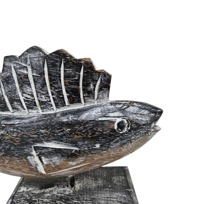 Finley Carved Fish WET4564 Close