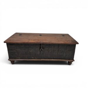 Pitra Blanket Box