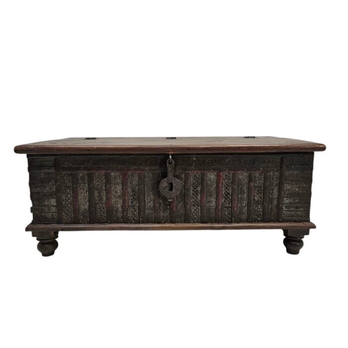 Pitara Blanket Box KMF192078E Pitara Blanket Box KMF192078E