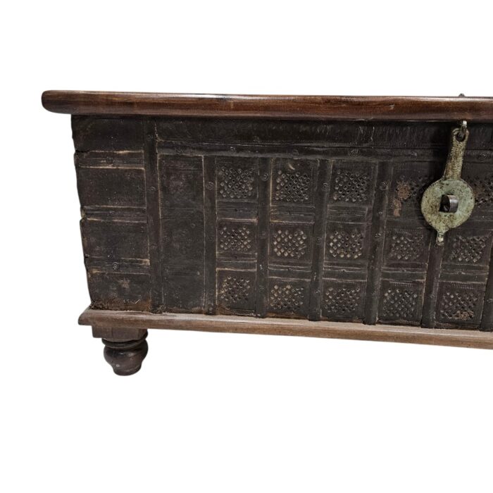 Pitara Coffee Table Trunk KMF25172G Close Up View Pitara Coffee Table Trunk KMF25172G Close Up View