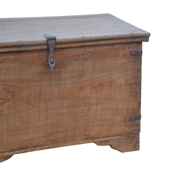 Wooden Storage Kist KMF23075 Close Up Wooden Storage Kist KMF23075 Close Up