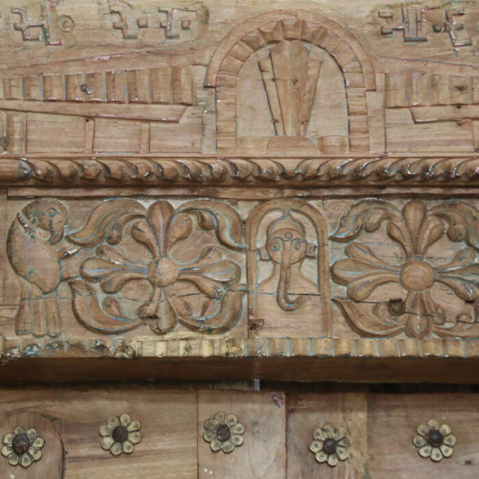 Authentic Old Wooden Door MCB9982 Very Close Authentic Old Wooden Door MCB9982 Very Close