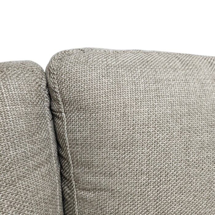 Caprivi Daybed FCL3304A Close Up Caprivi Daybed FCL3304A Close Up