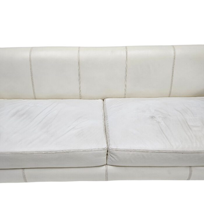 White Leather 3 Div JET Couch Close White Leather 3 Div JET Couch Close