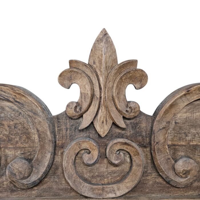 Carved Headboard MAD1954 close up Carved Headboard MAD1954 close up