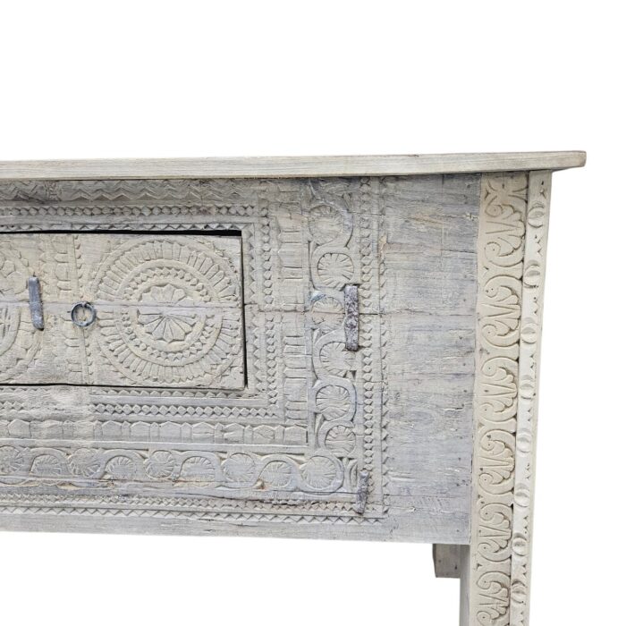 Kist Console Carved Table MCB8625 Clsoe Up