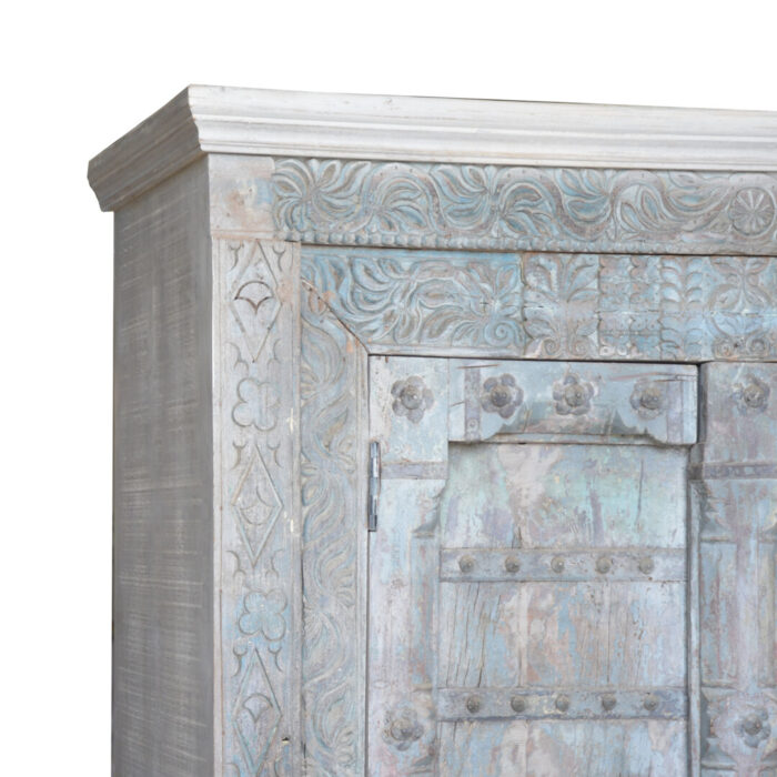 Kyra Cabinet Old Doors KMF18172B Close