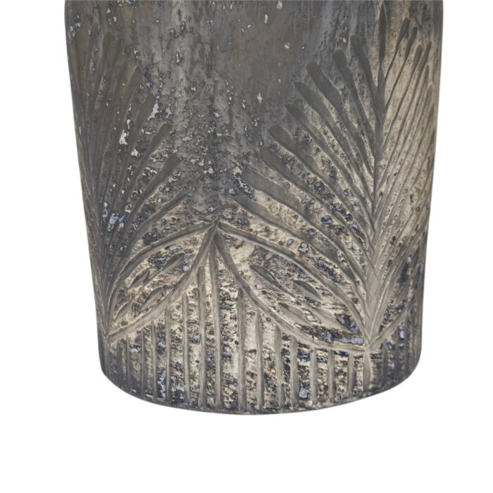 Palm Leaf Bottle AIN0090 Bottom Palm Leaf Bottle AIN0090 Bottom