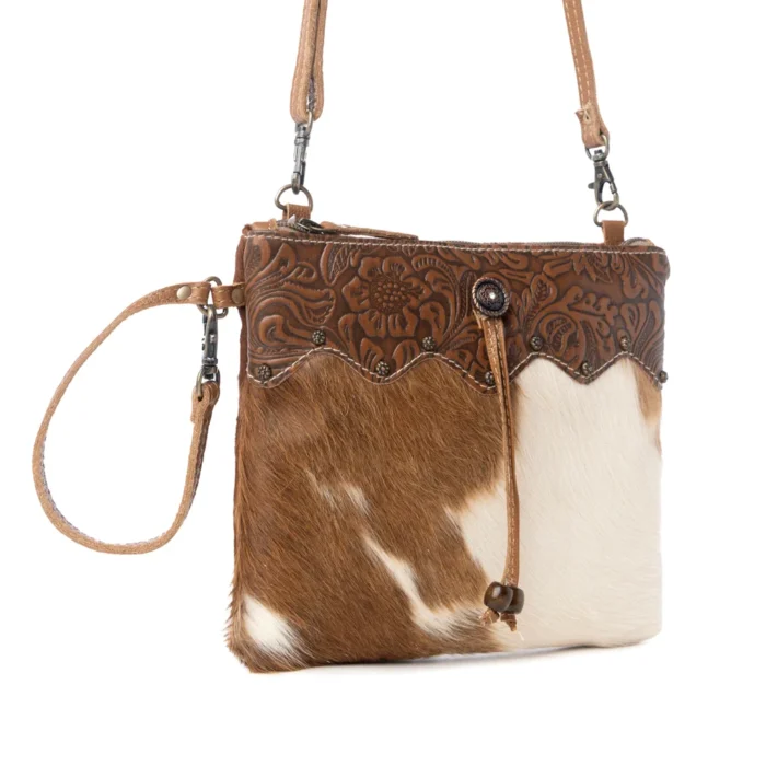 BAG CROSSBODY FLEUR BRN D20 LEATHHIDE KMH26305 Side BAG CROSSBODY FLEUR BRN D20 LEATHHIDE KMH26305 Side